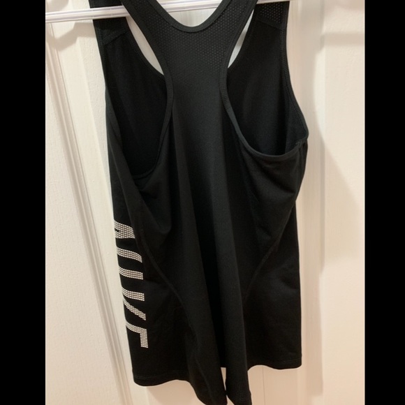 Nike tank top - Picture 2 of 4
